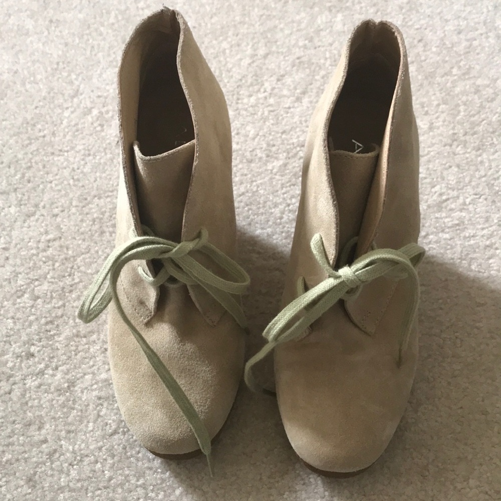 Aldo Size 36 Suede Wedge Lace Ups